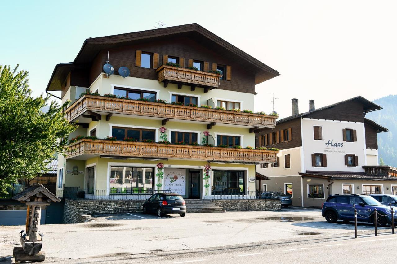 Guesthouse Rosengarten Dobbiaco Exterior foto